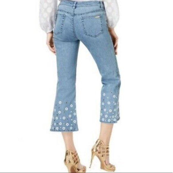 💖MEGA SALE💖Michael Kors Jeans Embl Izzy Cropped Flare Slim Women's JS99CPL6TW - Picture 2 of 8
